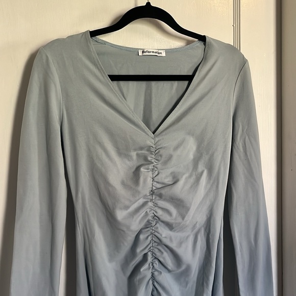 NWT Reformation Cally Stretch Mini Dress Ruched Knit Long Sleeve - Picture 3 of 5